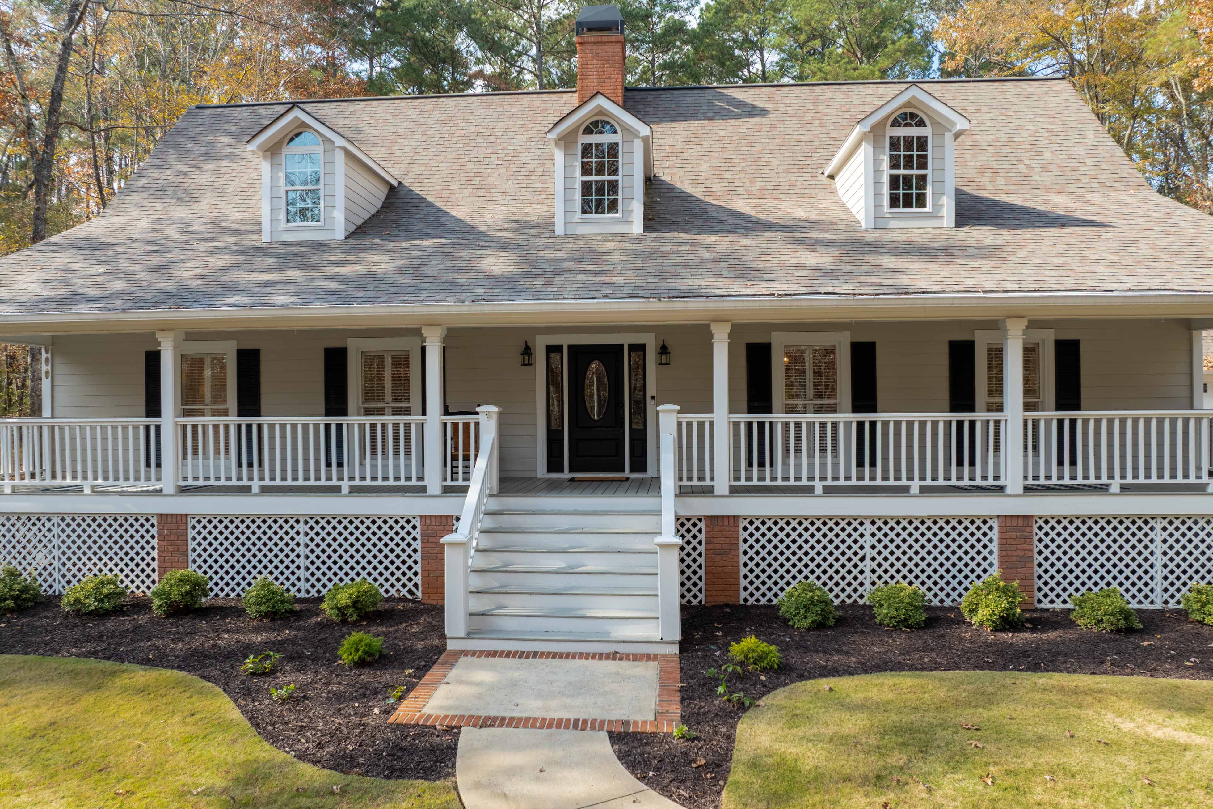 1030 Maddux Lane image 4